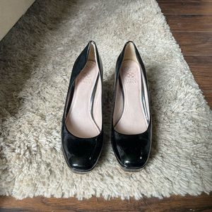 VINCE CAMUTO PUMPS 💕